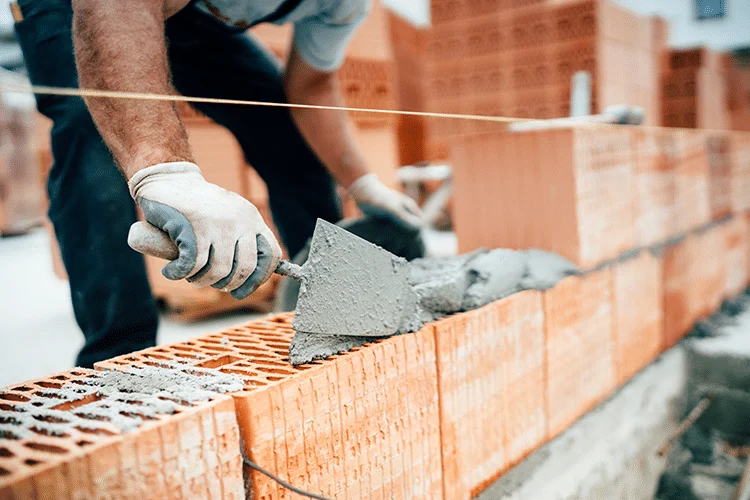 Travaux de maçonnerie — NEW CONSTRUCTION SARL